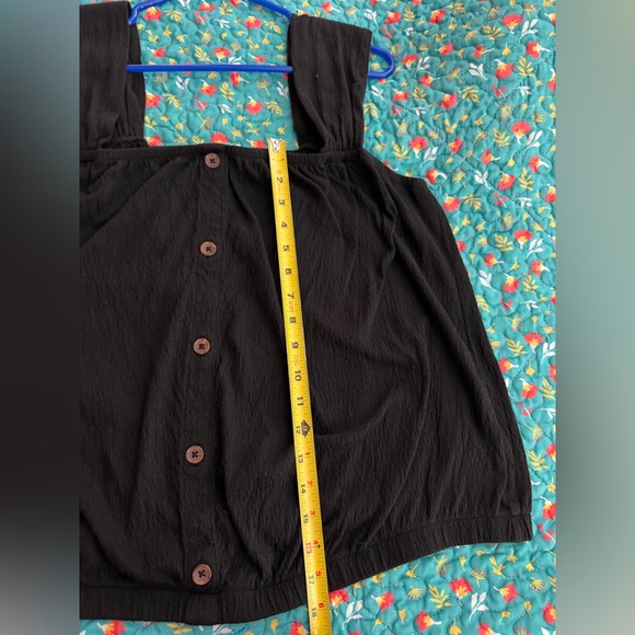 Lane Bryant Black Sleeveless Tank Top 18/20 Decorative Buttons - Picture 9 of 10